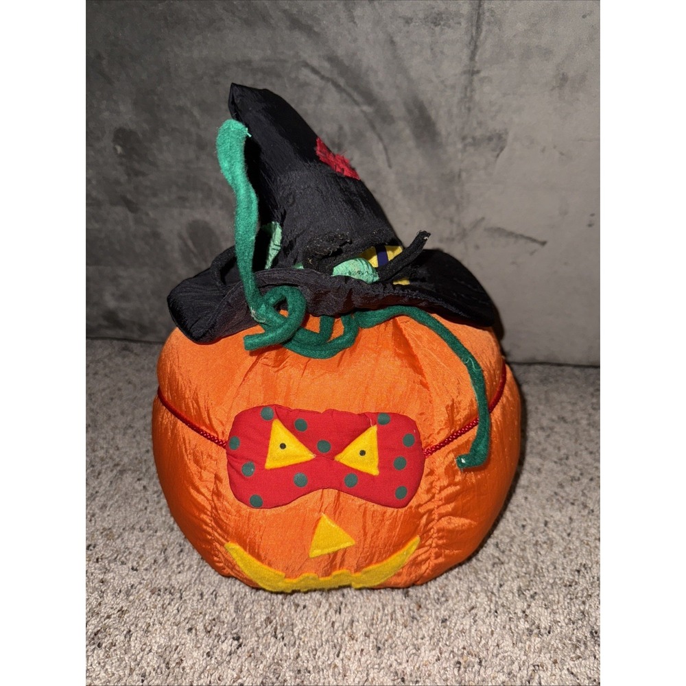Masked Nylon Stuffed Jack O Lantern Pumpkin‎ w/ Witch Hat and Spider 1995